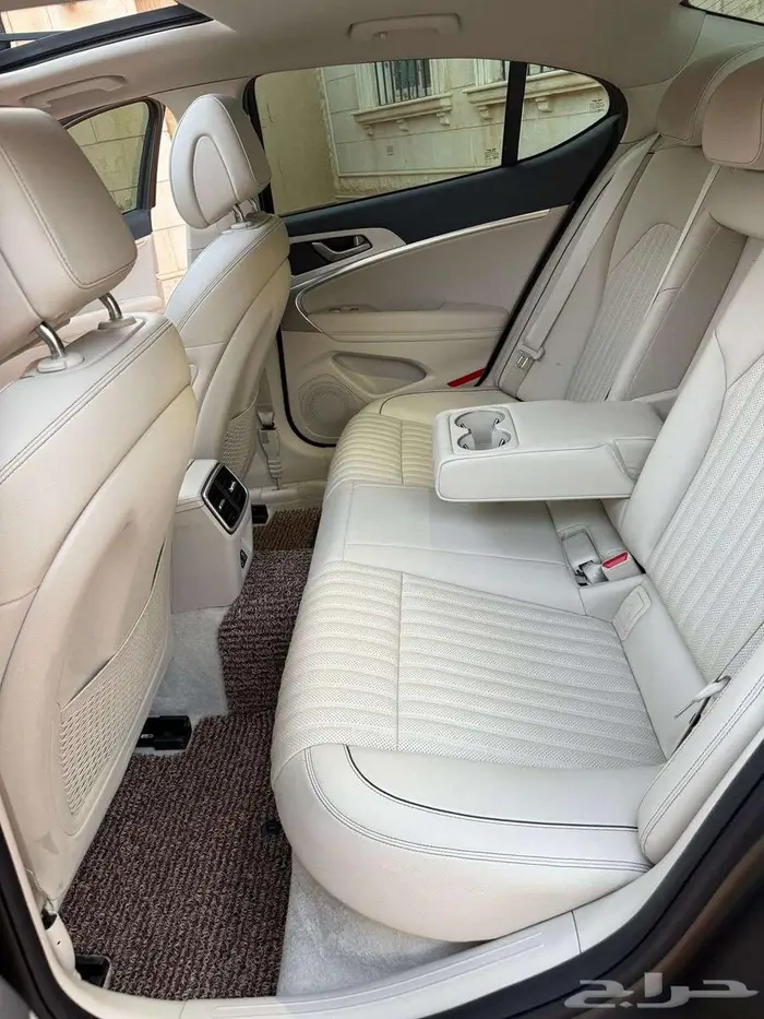 جينسس G70 2024 (23 km) Sport 20