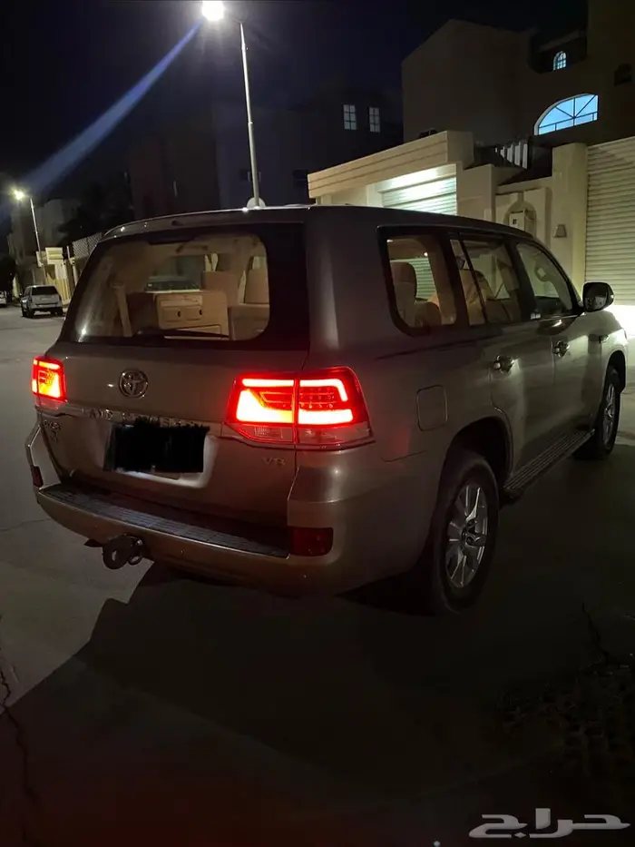 للبيع هدد م 2020 فل الفل نحاسي ماشي 53 الف 0