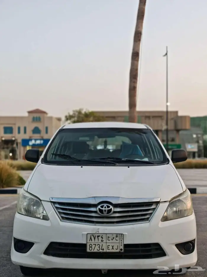 تويوتا انوفا 2014 توماتيك ممشى قليل 3