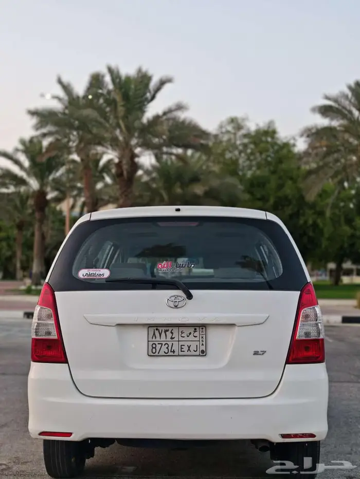 تويوتا انوفا 2014 توماتيك ممشى قليل 23