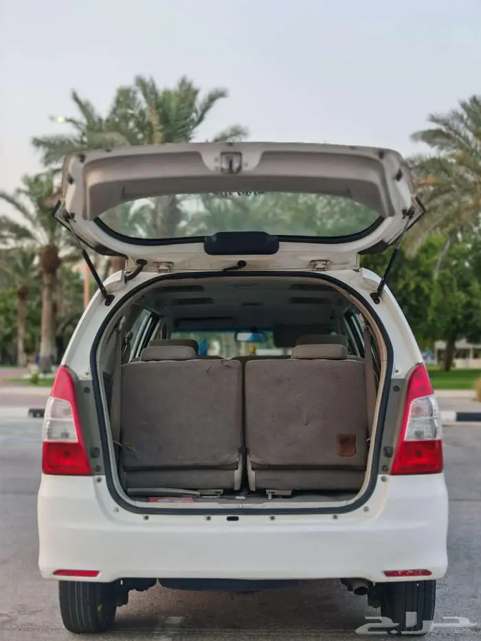 تويوتا انوفا 2014 توماتيك ممشى قليل 24