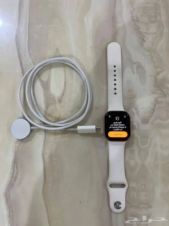 ساعة ابل الاصدار العاشر للبيع على السوم 1