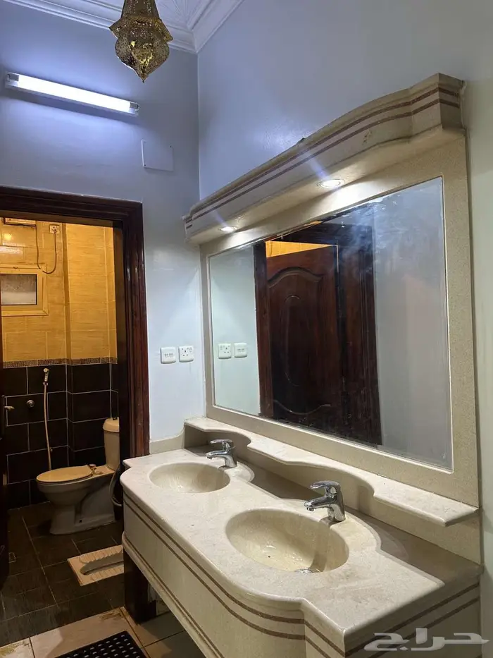 للايجار شقه في حي الدعيثة 5