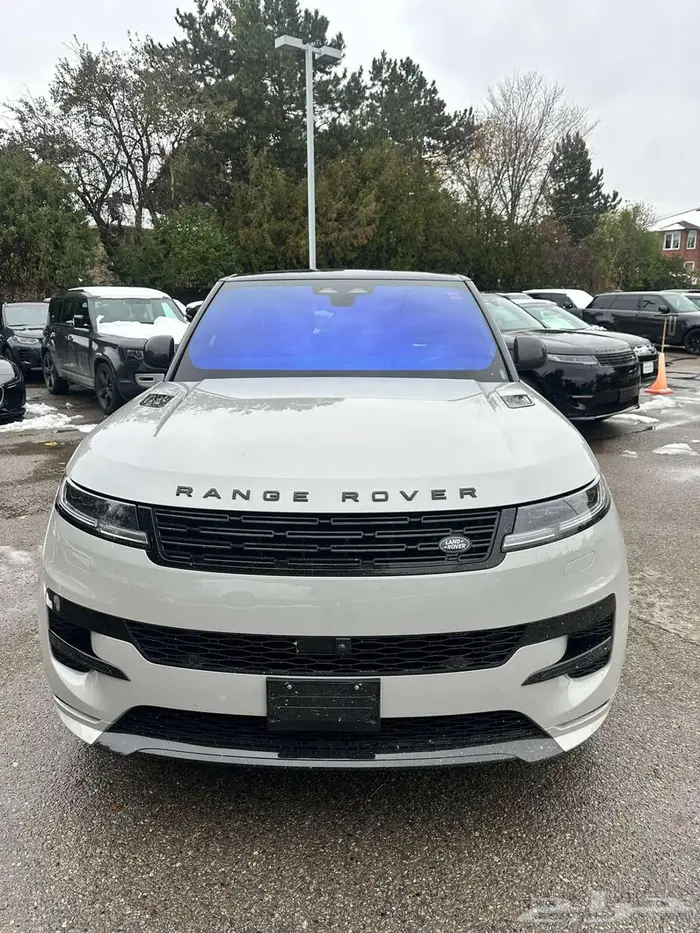 2025 رنج سبورت P400 داينمك ب 369 7