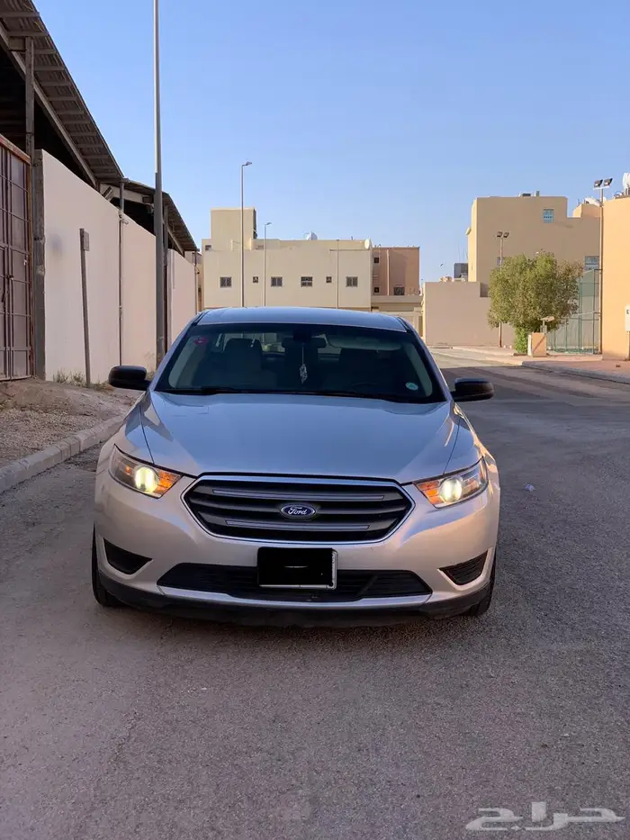 فورد توريس 0