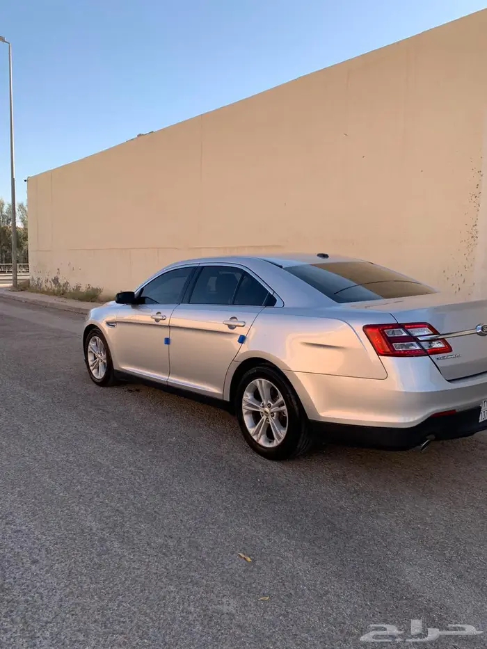 فورد توريس 4