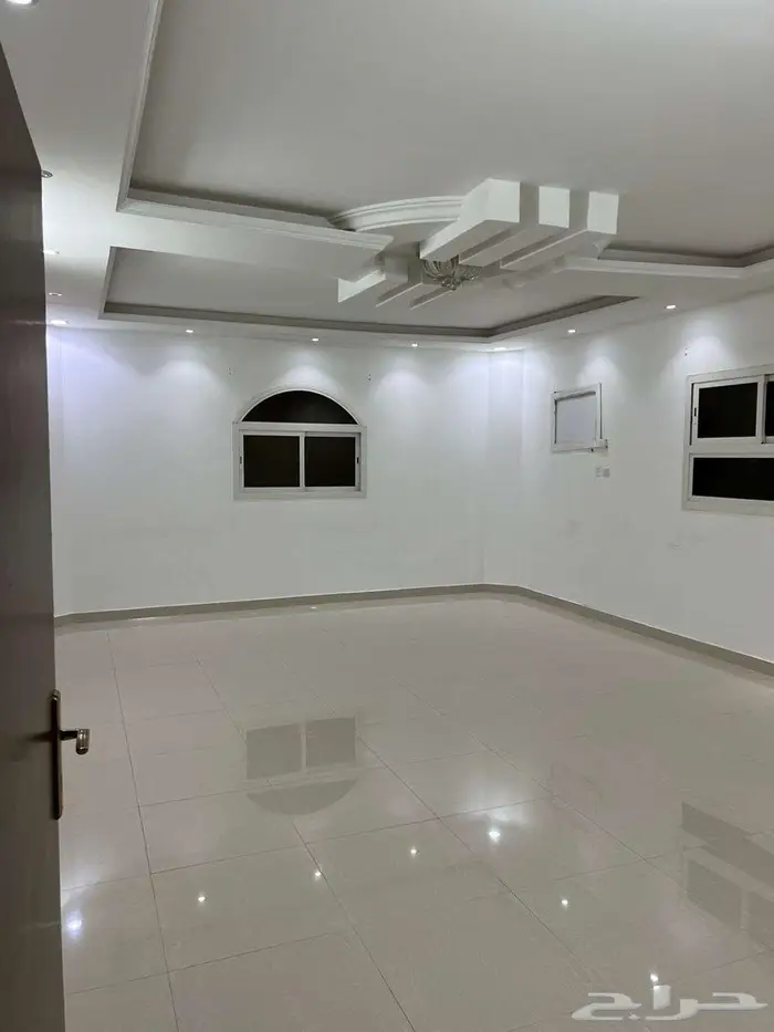 شقة للإيجار حي النظيم 2300 ريال شهري 7