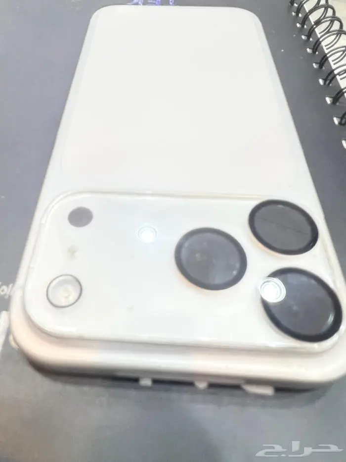 ايفون 17برو ماكس ابيض استخدام 3ايام 256 0