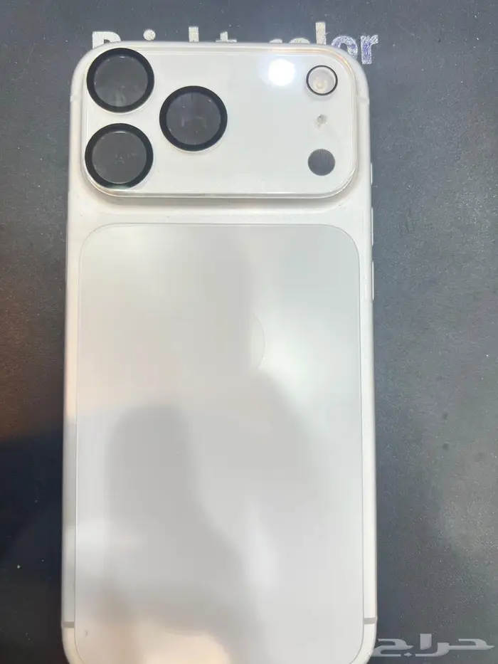 ايفون 17برو ماكس ابيض استخدام 3ايام 256 6