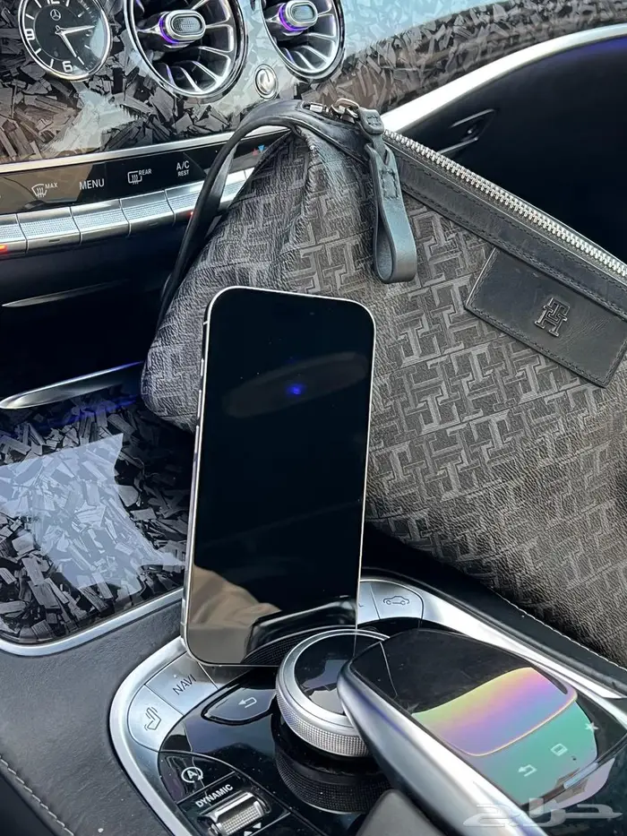 ايفون برو 16 ابيض 4