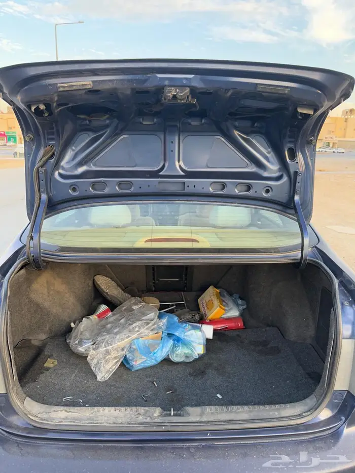 هوندا اكورد 2004 كحلي 12