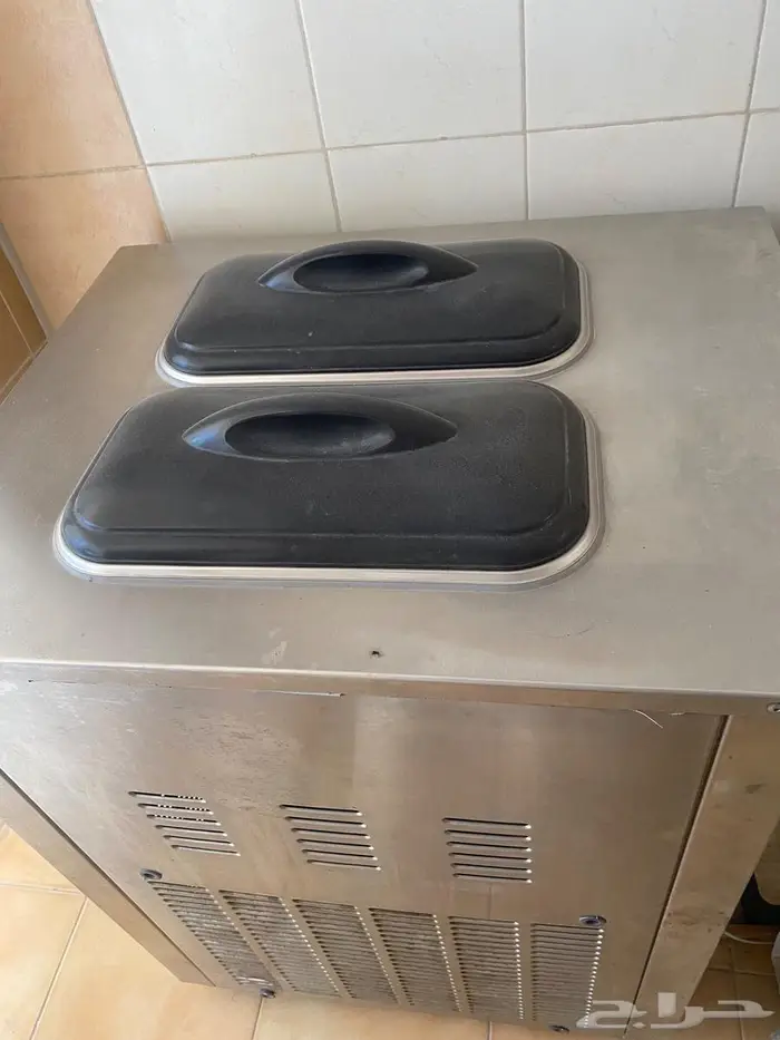 آلة ايسكريم للبيع استخدام 3 اشهر 2