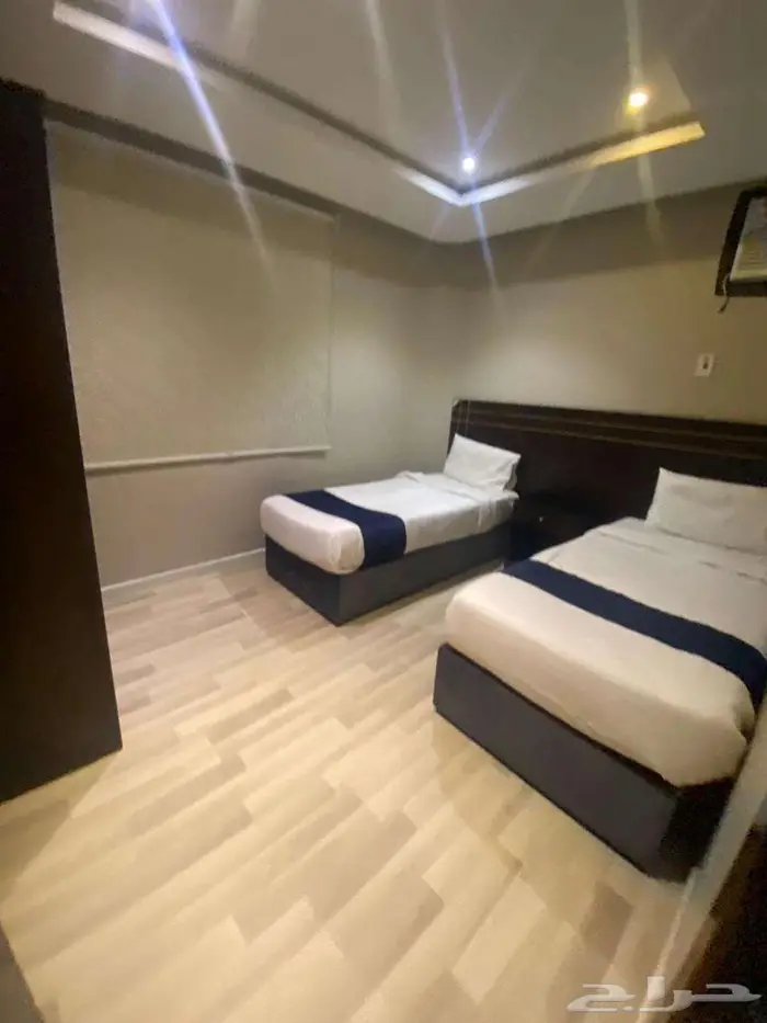 شقة فندقية غرفتين وصالة مؤثثة وفاخرة للعوايل بخميس مشيط 15