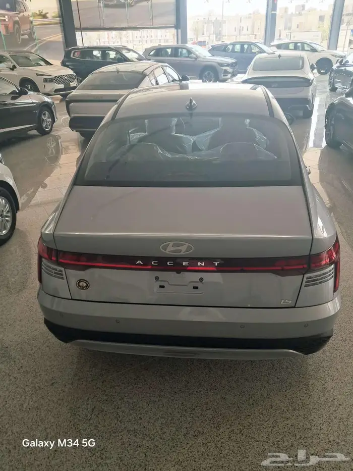 اكسنت فليت 2026 1