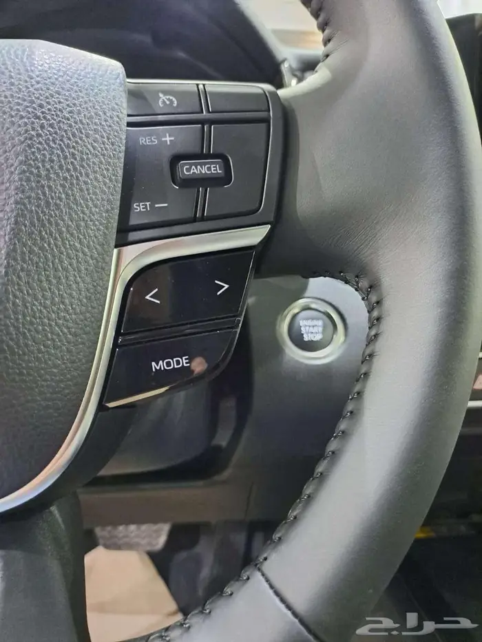 تويوتا كامري LE بنزين 2025 (متوفر الوان) 14