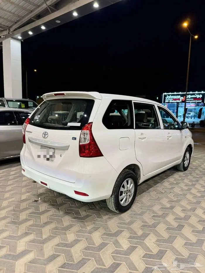 تويوتا افانزا موديل 2021 3