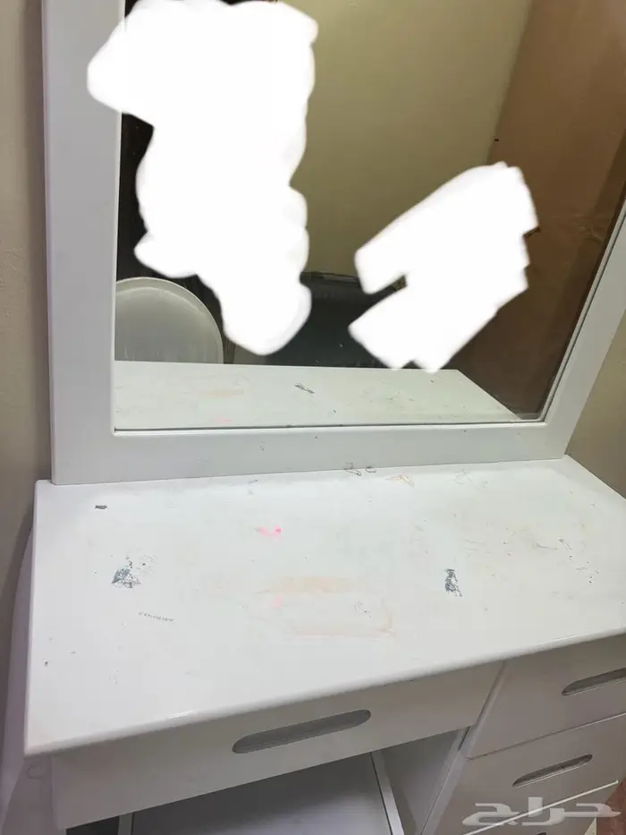 تسريحة بيضاء 0