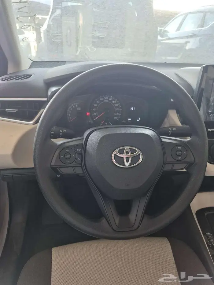 تويوتا كورولا استاندرد 2025 1