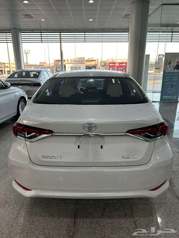 تويوتا كورولا XLI 2.0 ستاندر 2025 4