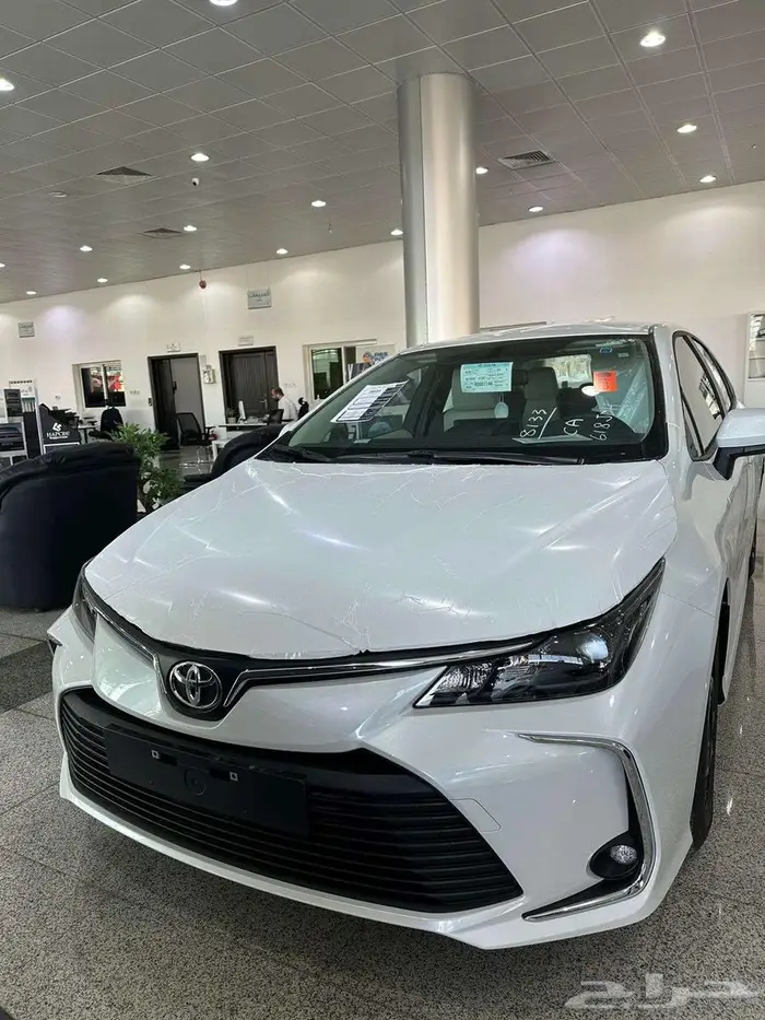 تويوتا كورولا XLI 2.0 ستاندر 2025 5