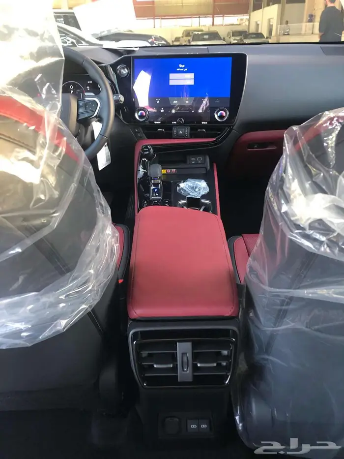 لكزس NX 350 CC 2026 رمادي داخل أحمر _ جارالله القحطاني 6