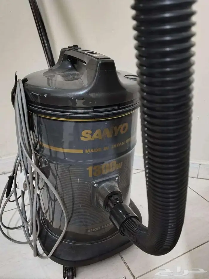 مكنسة سانيوا SANYO   يابانية 1300 واط   18 لتر 0