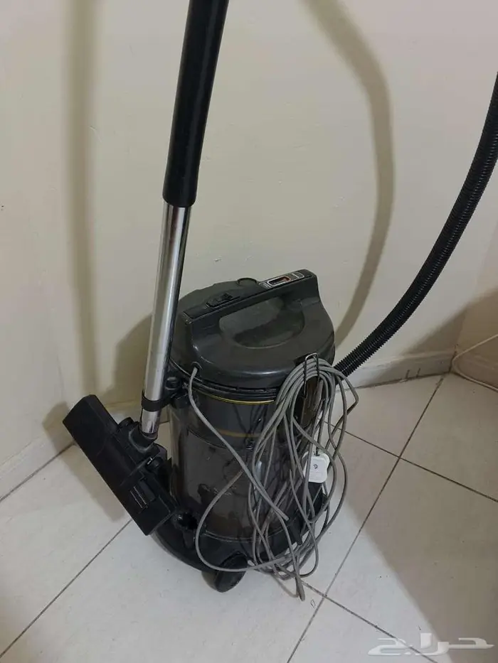 مكنسة سانيوا SANYO   يابانية 1300 واط   18 لتر 6