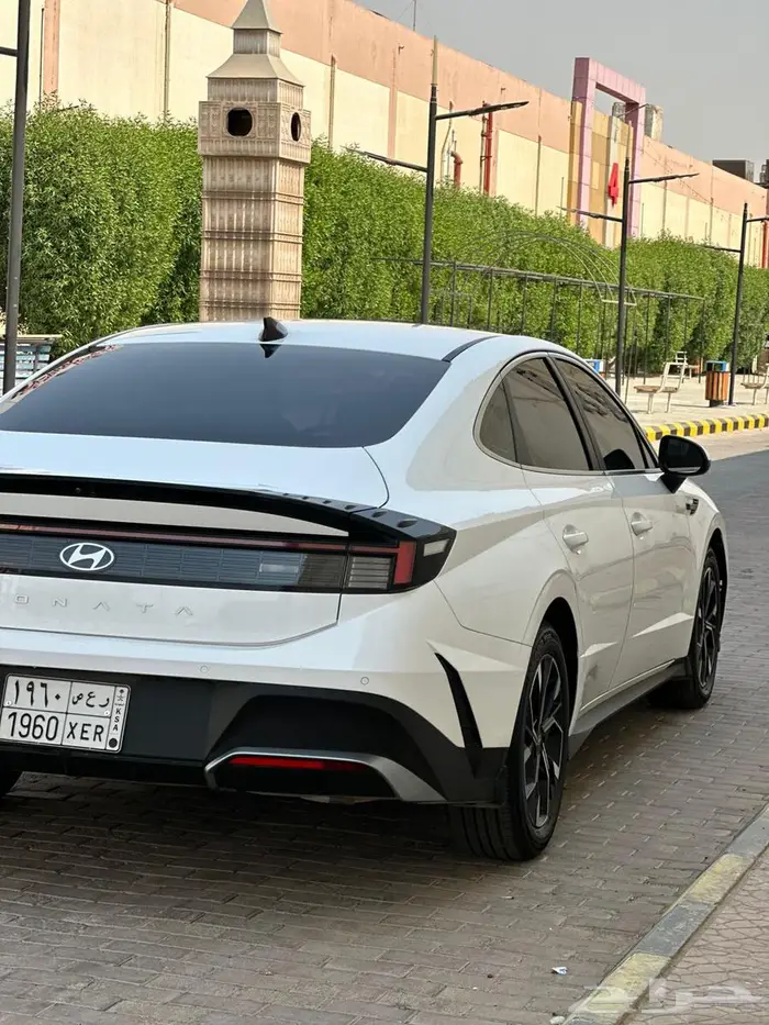 هونداي سوناتا 2024 على السوم 10
