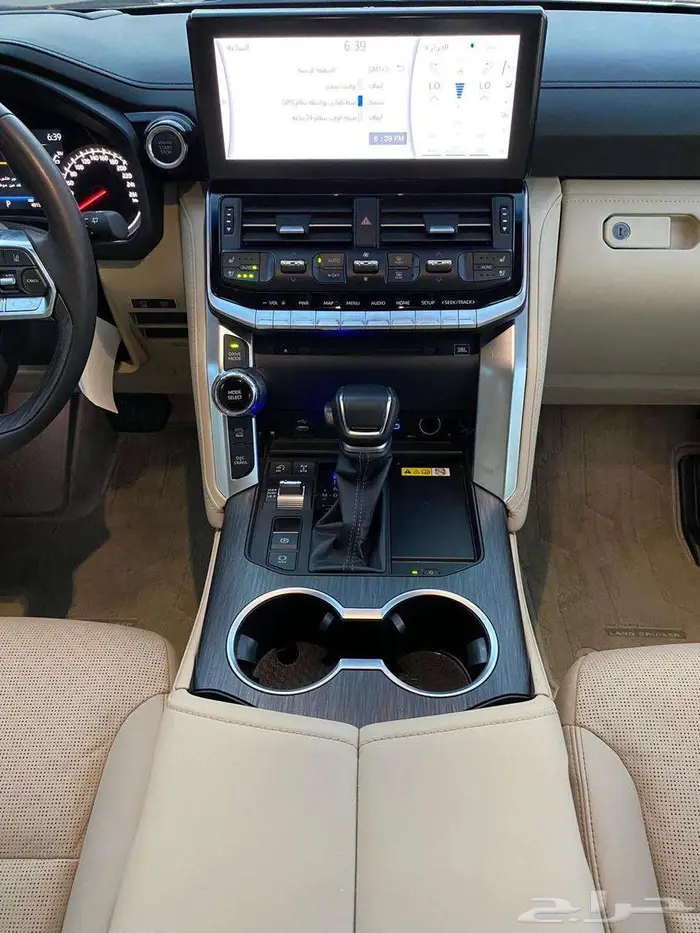 لاندكروزر-VXR -2024 فل كامل 13