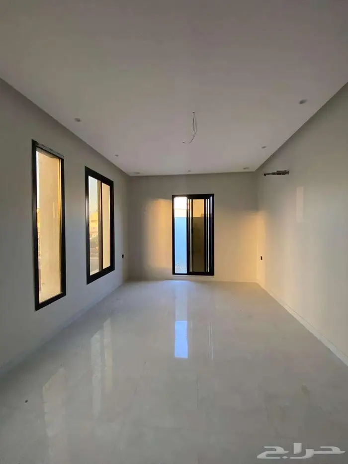 فيلا فاخرة للبيع بحى الفروسيه 3