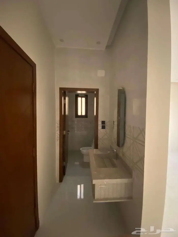 فيلا فاخرة للبيع بحى الفروسيه 13