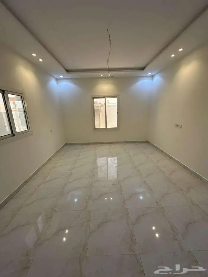 فيلا فاخرة للبيع بحى الوفا 13