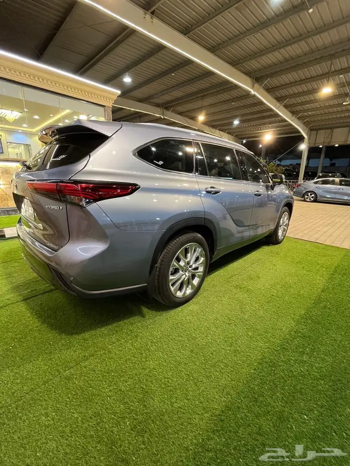 تيوتا هايلاندر لمتيد 2023 6