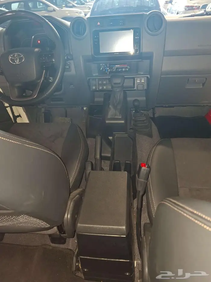 تويوتا ربع مصندق تماتيك ديزل 2024 بحريني عداد 40 ألف 10