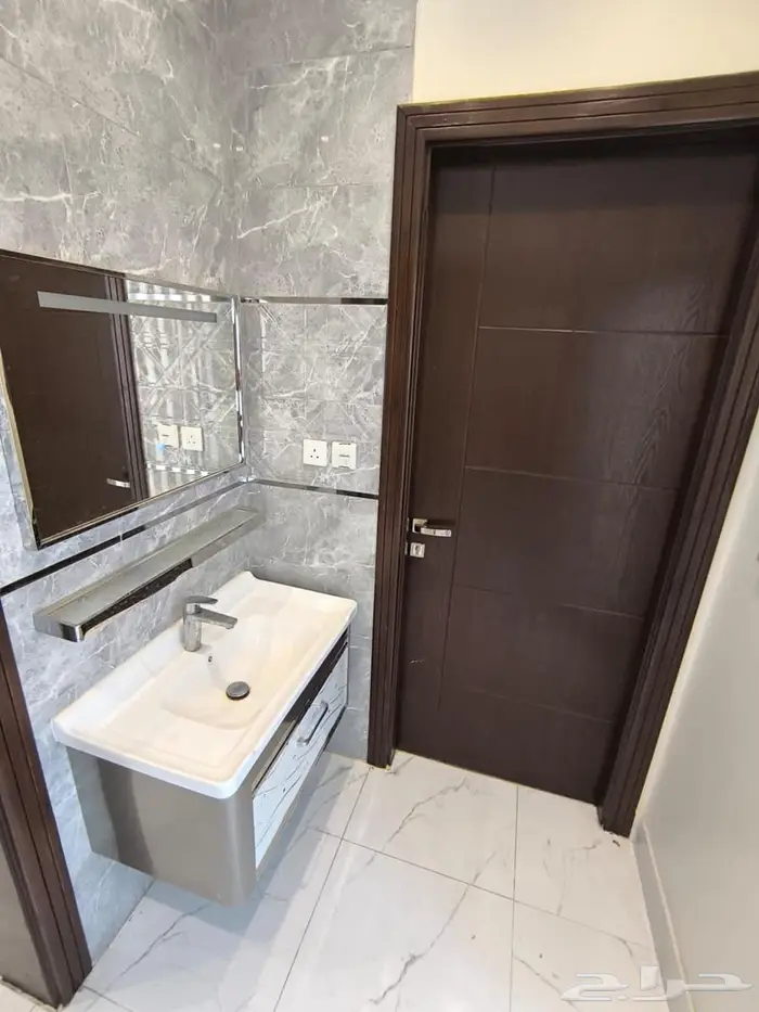 فيلا فاخرة للبيع بحى الرياض 11