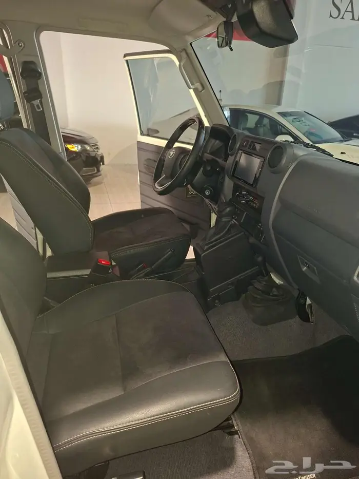 تويوتا ربع مصندق تماتيك ديزل 2024 بحريني عداد 40 ألف 13