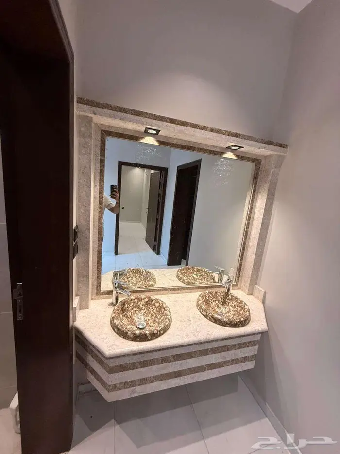 فيلا فاخرة للبيع بحى الوفاء 4