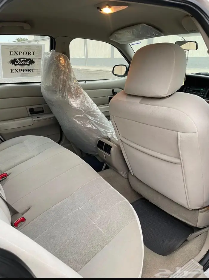 كراون فكتوريا 2009 مخزن لأهل الصنف 29