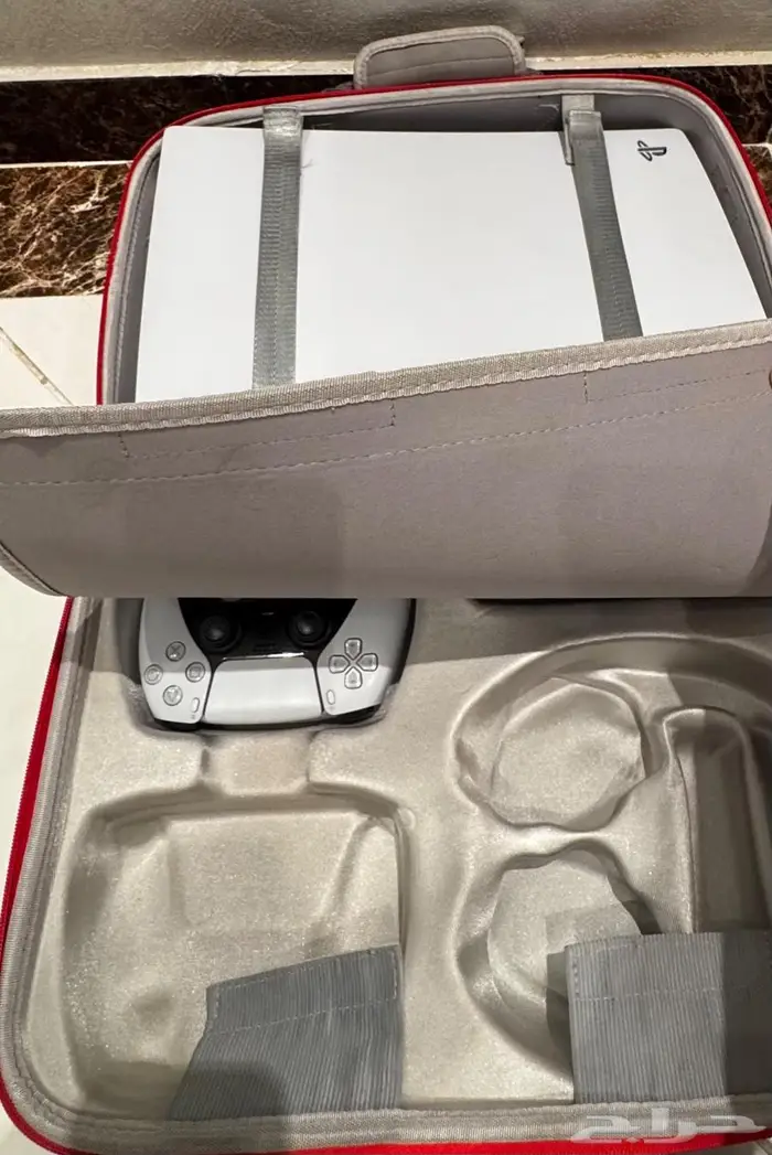 بلايستيشن 5 و فيفا 26 و شنطة 1