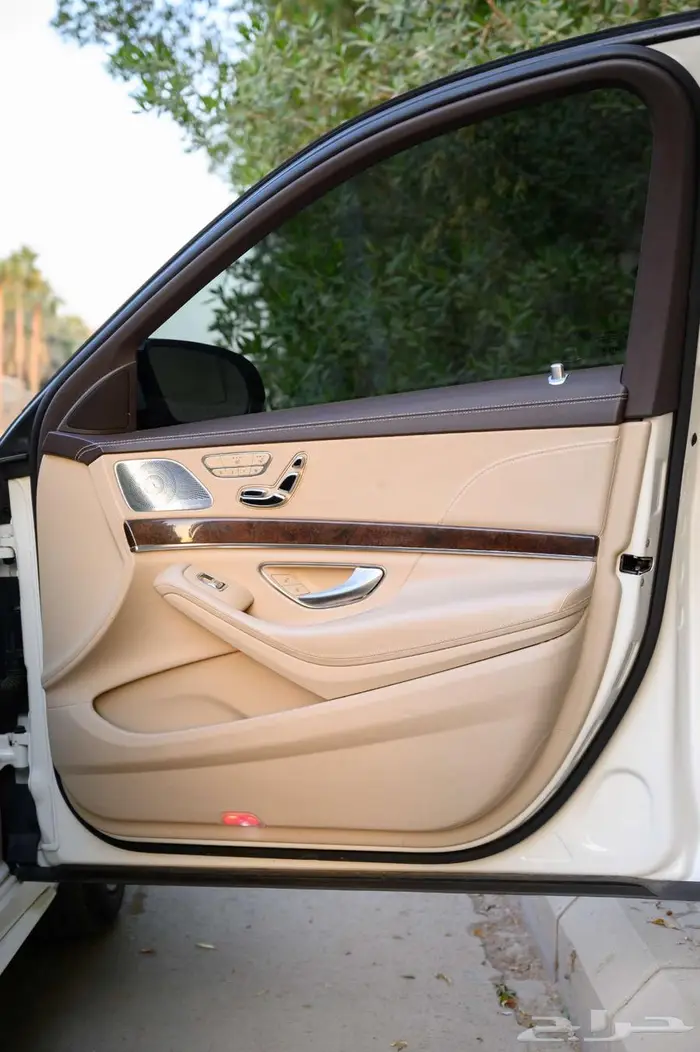 مرسيدس s560 2020 16