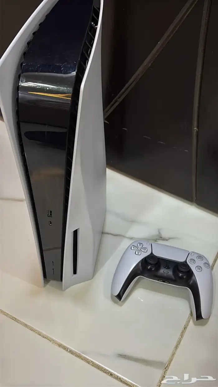 السلام عليكم ورحمه الله وبركاته سوني 5 للبيع بي 100 سليمه 0