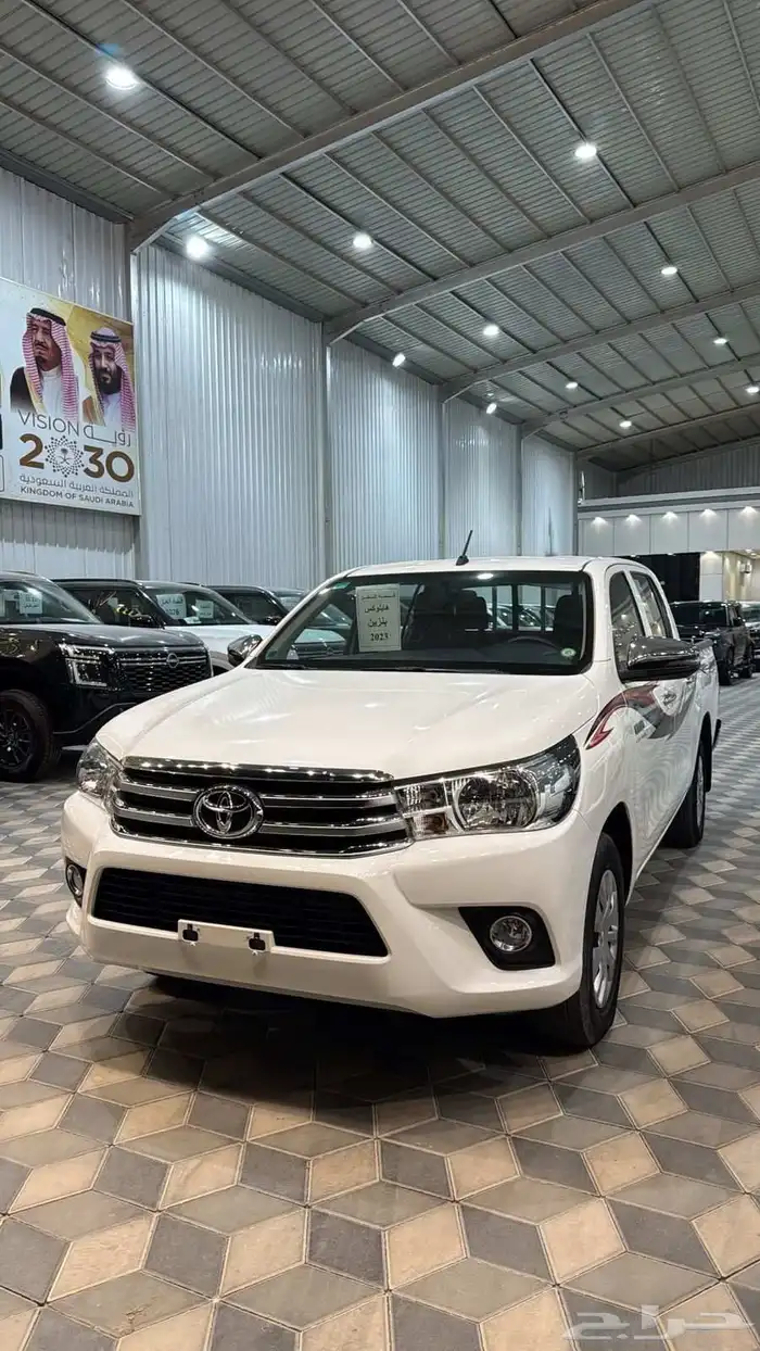 هايلوكس - بنزين - اوتوماتيك - كويتي - مستخدم - 2023 1