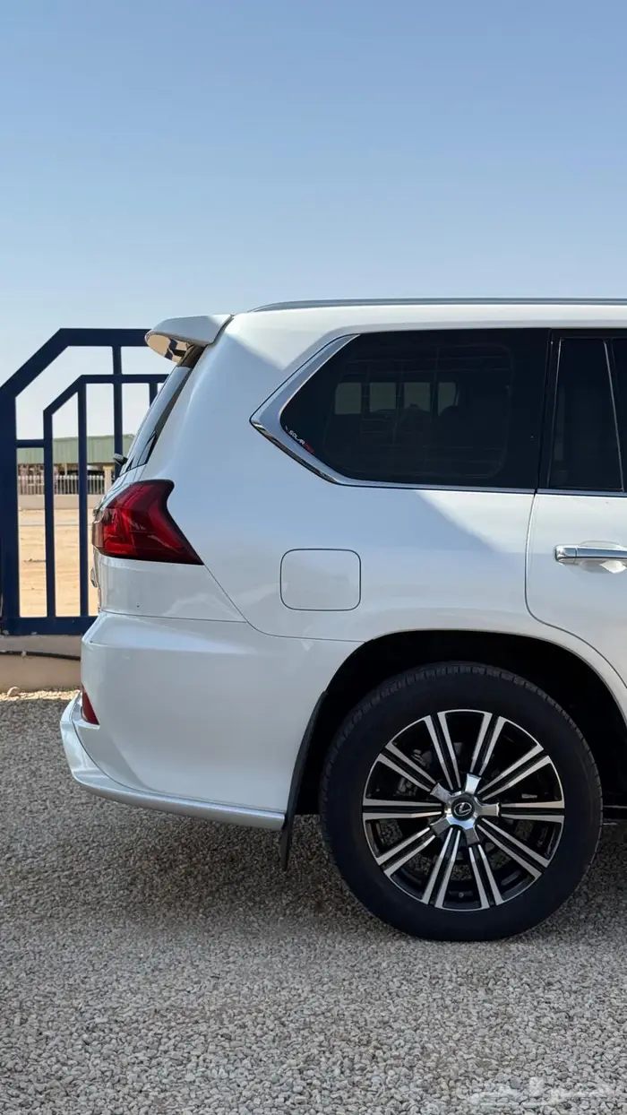 لكزس سعودي 2020 مخززن فل كامل سبورت 29