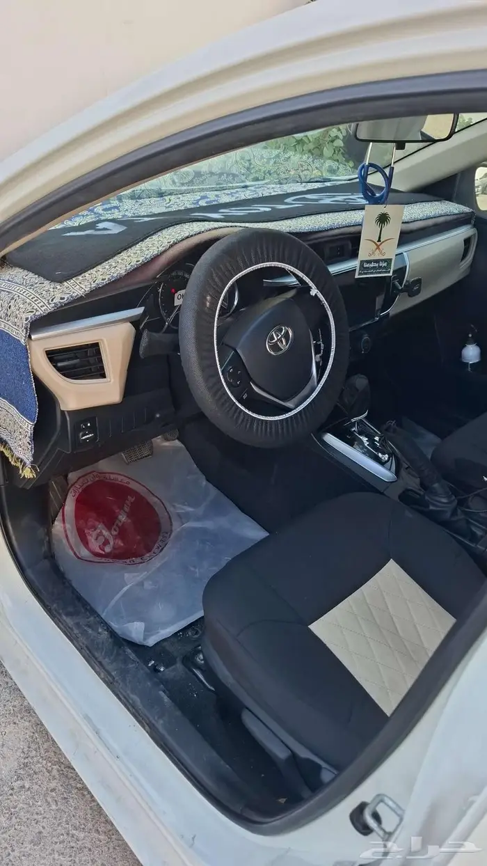 كرولا 2015 كورلا نظيف مخزن ممشى حقيقي مالك واحد 14