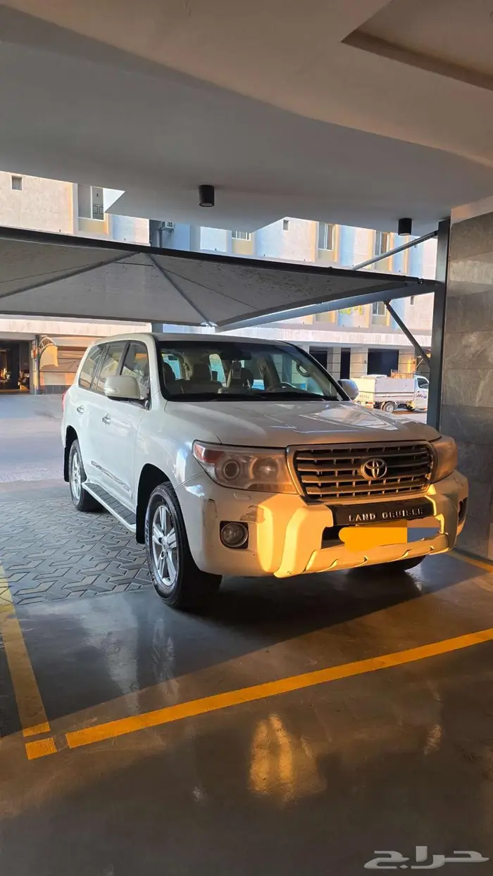 لاند كروزر 2013 GXR - سعودي 8 سلندر 6