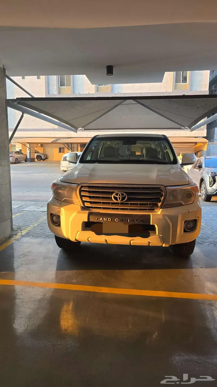 لاند كروزر 2013 GXR - سعودي 8 سلندر 0