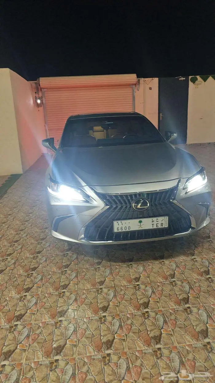 لكزس ES 350 مخزنه 0