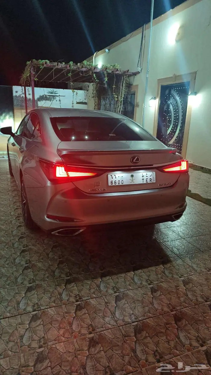 لكزس ES 350 مخزنه 4