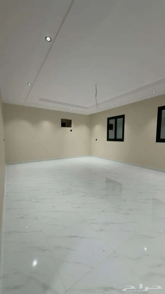 شقق جديدة فاخرة للإيجار السنوي بحي الحلقة الشرقية في الطائف 17