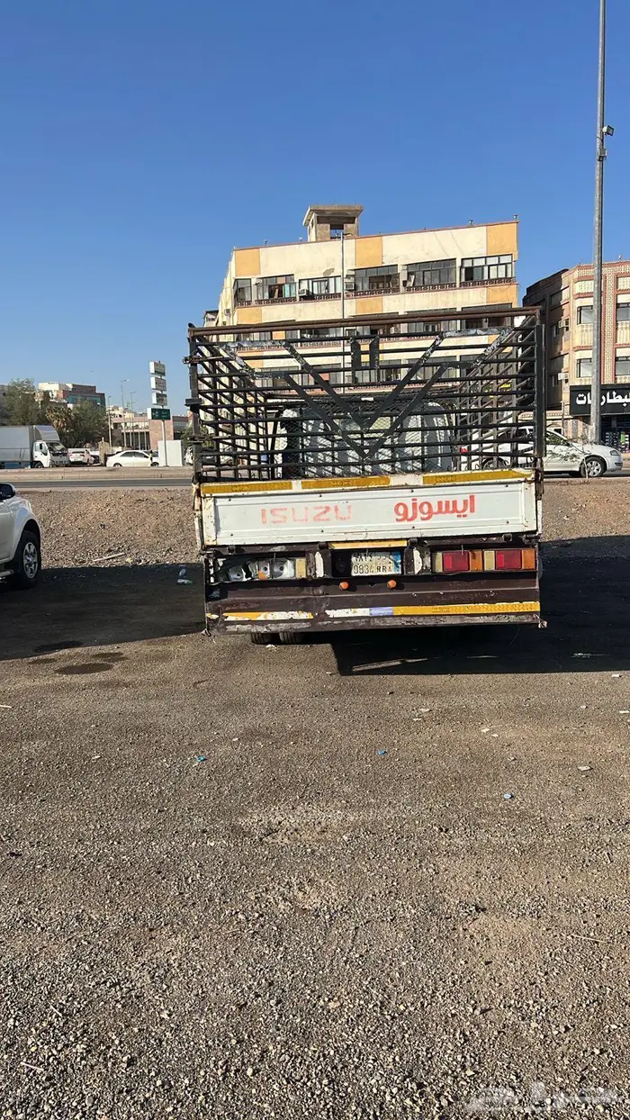 للبيع دينا ايسوزو صندوق 2008 3